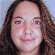 Profesora de Inglés en Barcelona. Titulación Profiency. Mejoro tu comprensión y fluidez y afianzamos la gramática. ¿Contactamos?